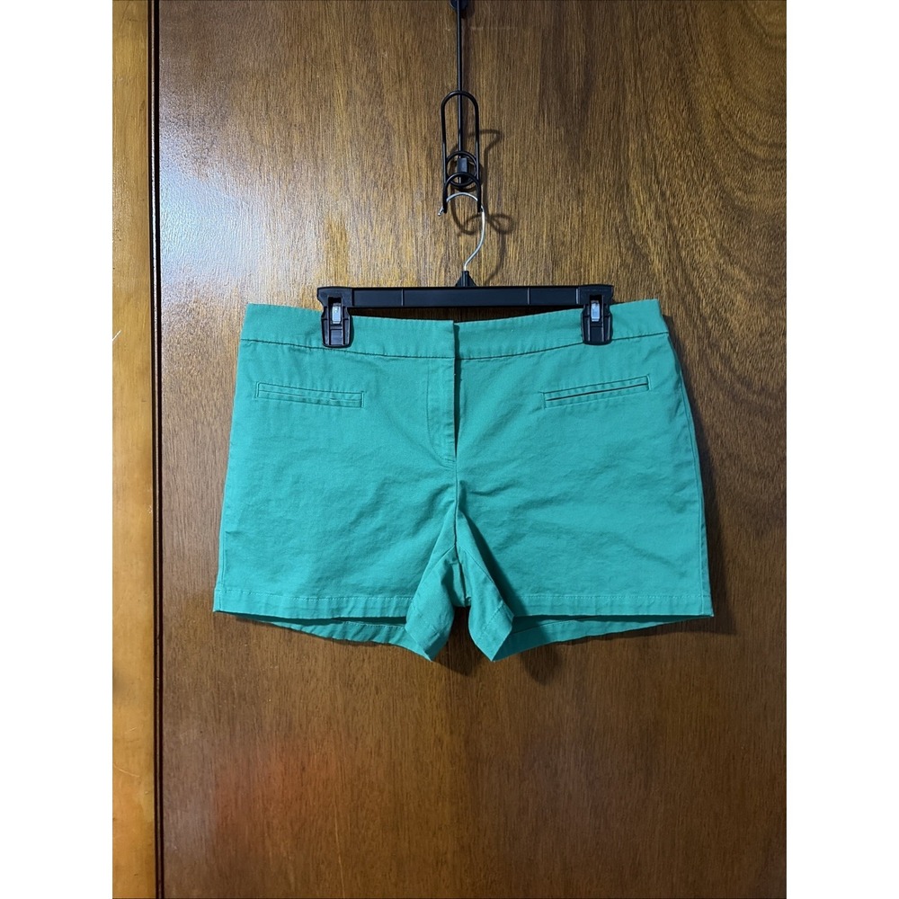 Dalia Collection Womens Size 10 Emerald Green Flat Front Chino Shorts Pockets